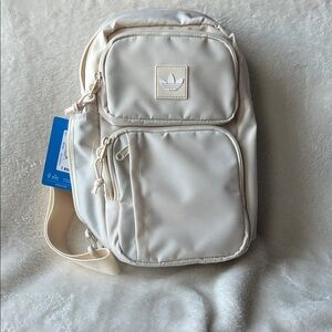 Adidas 4 utility in wonder white unisex Backpack